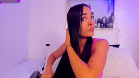 Snapshot of jhoanaduran_ chatting on October 1, 6:51 pm Jhoana online show from October 1, 6:51 pm
