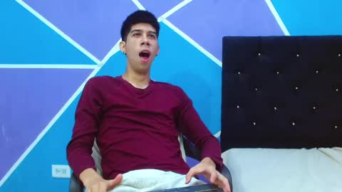 Snapshot of jhony_sex3 chatting on January 15, 3:43 am jhony_sex3 online show from January 15, 3:43 am