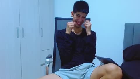 Snapshot of jhony_sex3 chatting on September 12, 6:59 am jhony_sex3 online show from September 12, 6:59 am