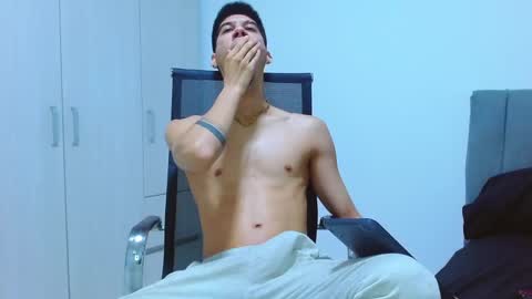 Snapshot of jhony_sex3 chatting on September 17, 6:39 am jhony_sex3 online show from September 17, 6:39 am