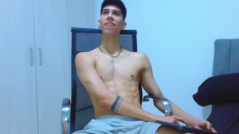 Snapshot of jhony_sex3 chatting on September 26, 7:05 am jhony_sex3 online show from September 26, 7:05 am