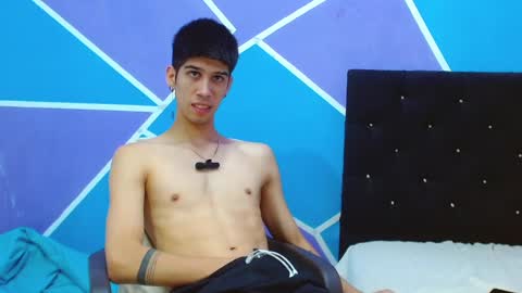 Snapshot of jhony_sex3 chatting on January 25, 4:34 am jhony_sex3 online show from January 25, 4:34 am