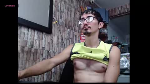 jhosuamoore2 online show from July 8, 12:19 pm