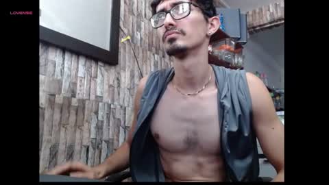 jhosuamoore2 online show from July 6, 3:03 pm