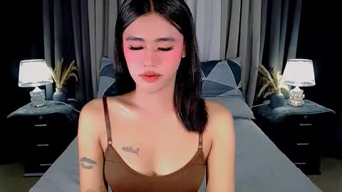 jhuliana_and_charles_room online show from September 22, 3:54 am