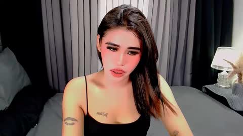 julie online show from November 20, 5:50 am