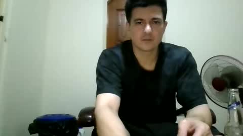 jhwozy online show from November 15, 8:43 pm