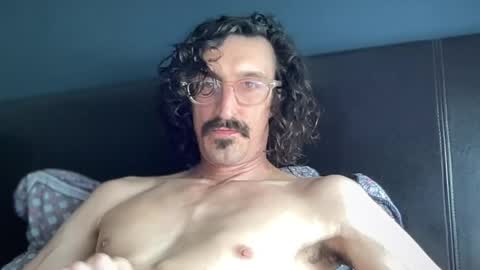 Jigz1986 online show from May 29, 10:46 am
