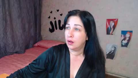 Snapshot of jill_stevens chatting on October 19, 9:25 am Jill online show from October 19, 9:25 am