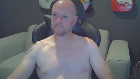 Jim online show from December 12, 4:48 am