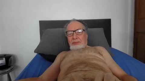 Jimmy Benido online show from February 5, 2:31 pm