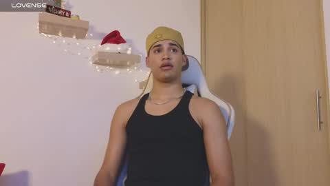 Jimmy Leeh online show from January 6, 1:31 am