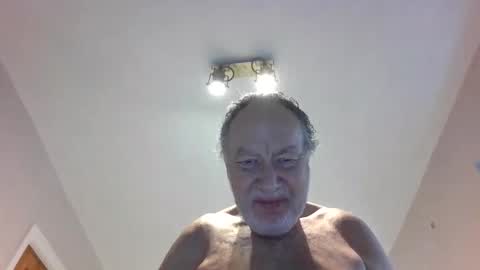 Snapshot of jimmybenido chatting on September 27, 4:05 pm Jim Redgewell online show from September 27, 4:05 pm