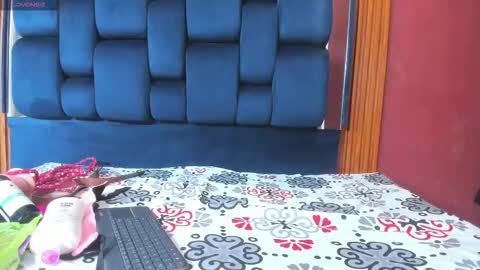 jisooluv online show from February 22, 7:49 pm