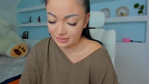 Juliee online show from October 28, 7:37 pm