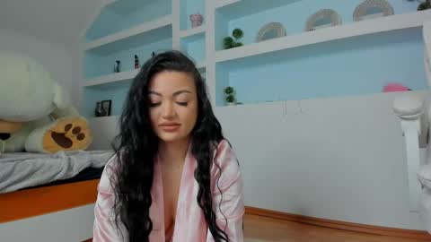 Juliee online show from May 13, 4:27 pm