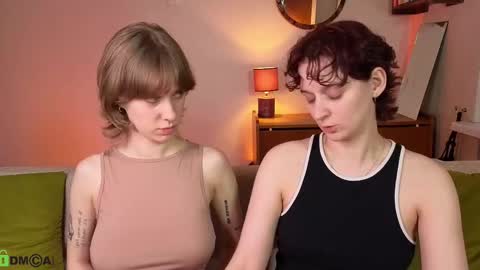 Snapshot of jitoon_exe chatting on October 24, 11:49 pm Hey Guys We are Julia ginger  Tina brunette online show from October 24, 11:49 pm