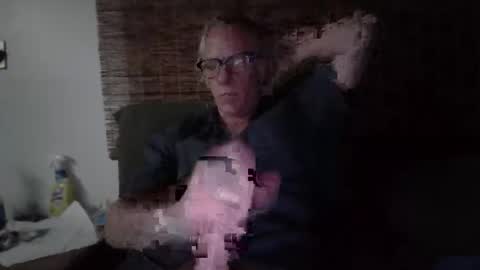 jizzmitten5 online show from October 25, 8:46 am