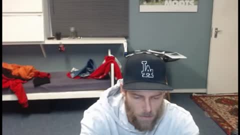 JamesJan van Rebel online show from May 7, 3:52 pm