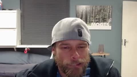 JamesJan van Rebel online show from September 21, 3:54 am