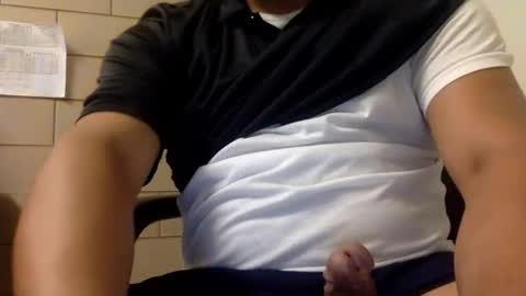 Snapshot of jln102004 chatting on October 21, 2:32 pm Holmesfifth online show from October 21, 2:32 pm