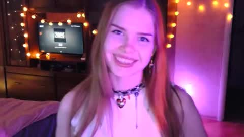Kira online show from October 20, 3:28 pm