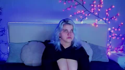 Joann online show from November 17, 8:55 pm