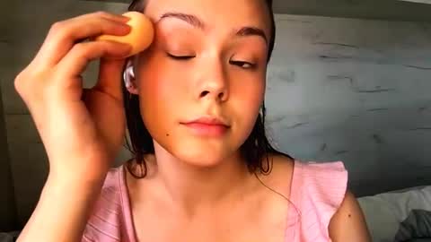 Mila online show from March 21, 8:52 am