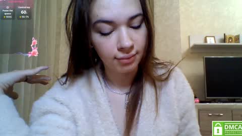 Jennifer online show from April 2, 6:48 pm