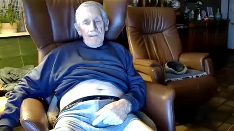 johan7 heet online show from December 31, 6:13 pm