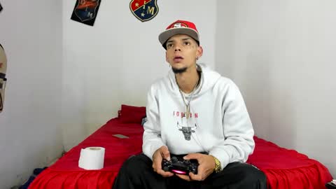 johan_and_antonella online show from February 16, 3:37 am