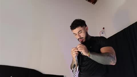 John  online show from October 22, 11:12 am