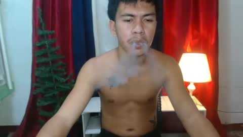 Snapshot of john_carloss chatting on October 5, 6:44 am john and thallea online show from October 5, 6:44 am