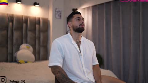 john online show from November 24, 10:52 pm