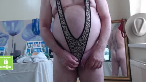 Snapshot of john_little_one chatting on February 21, 12:39 pm JOHN online show from February 21, 12:39 pm