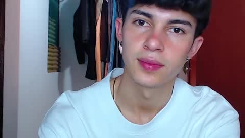 Snapshot of john_vichenso chatting on September 12, 10:23 pm John Vichenso online show from September 12, 10:23 pm