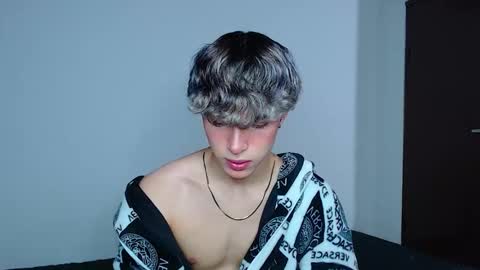 John Vichenso online show from December 2, 10:41 pm