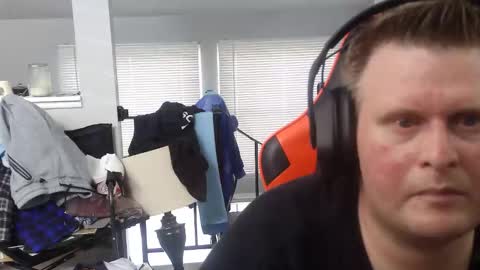 johnfernandez784 online show from April 15, 3:48 pm