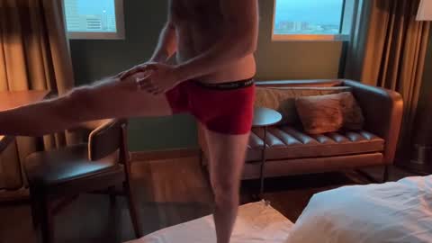 J online show from December 7, 1:24 pm