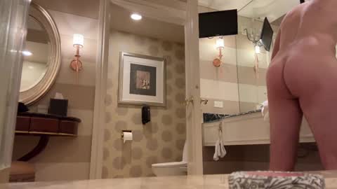 J online show from February 13, 2:31 pm