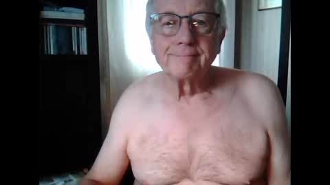 johnjohn6226 online show from February 11, 2:54 pm