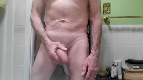 Snapshot of johnlong71 chatting on January 11, 10:18 pm johnlong71 online show from January 11, 10:18 pm