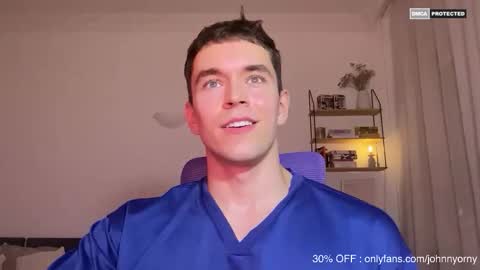 Snapshot of johnnnyhorny chatting on September 14, 9:16 pm Johnny online show from September 14, 9:16 pm