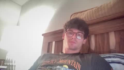 Snapshot of johnny__wood chatting on October 2, 8:24 am Johnny online show from October 2, 8:24 am