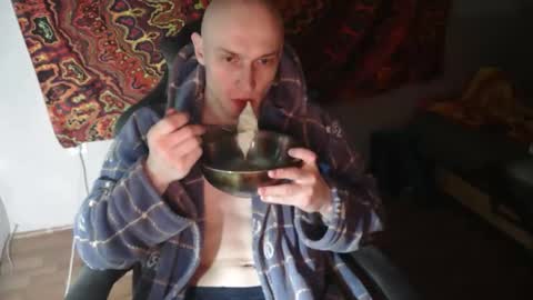 Johnny online show from November 10, 6:10 pm