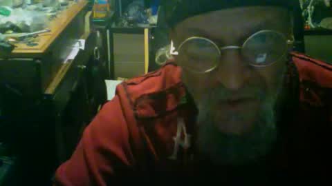 johnnyshung1 online show from December 1, 2:42 am