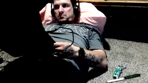 johnpaulkent82 online show from February 23, 9:22 am