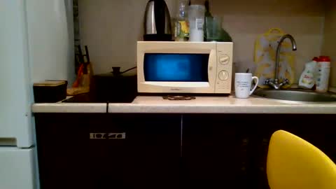 johny27 online show from September 9, 3:45 pm