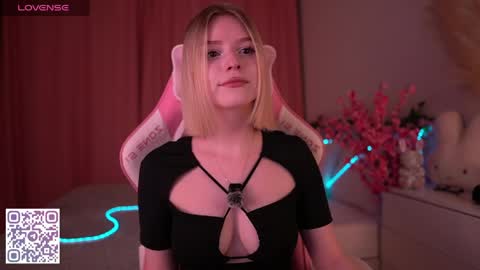 Paula online show from March 28, 12:01 am