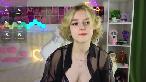 Snapshot of joice_queen chatting on February 28, 3:26 am Paula online show from February 28, 3:26 am
